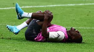 两翼的频繁 两翼的频繁